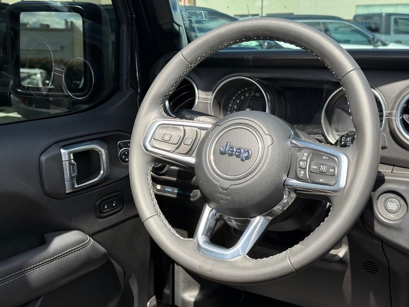 Jeep Wrangler 4xe Vehicle Image 13