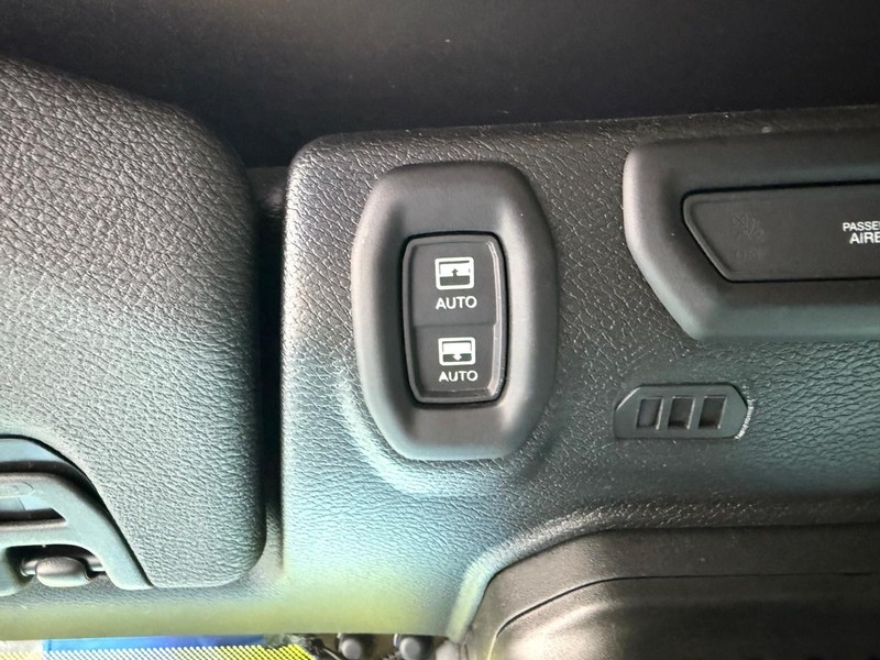 Jeep Wrangler 4xe Vehicle Image 23