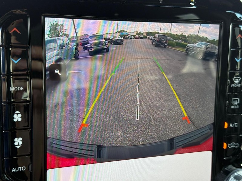 Ram 1500 Vehicle Image 18