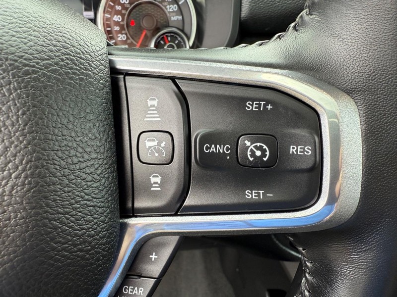 Ram 1500 Vehicle Image 15