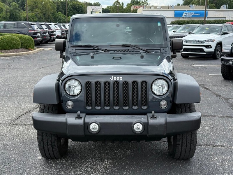 Jeep Wrangler JK Unlimited Vehicle Image 09
