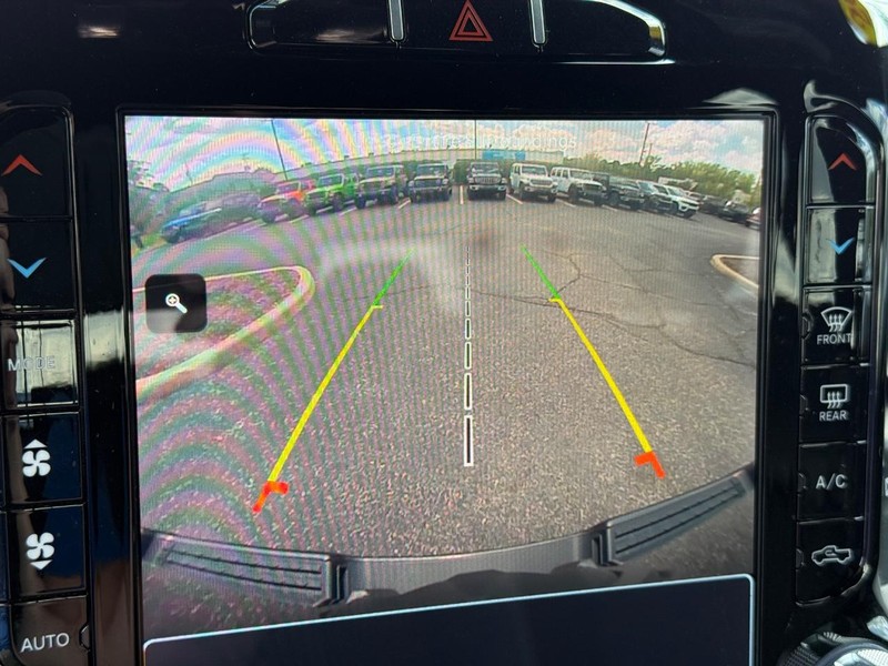 Ram 1500 Vehicle Image 18