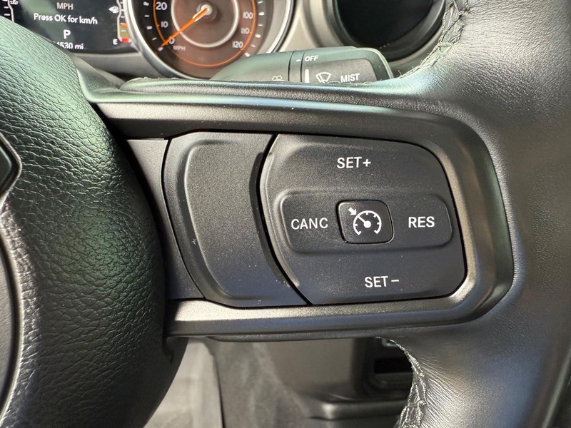 Jeep Gladiator Vehicle Image 15