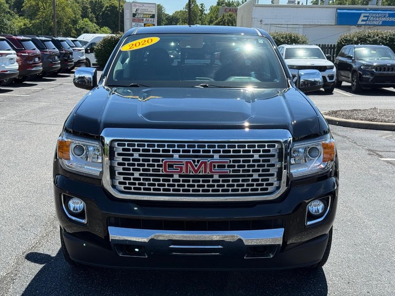 GMC Canyon Vehicle Image 09