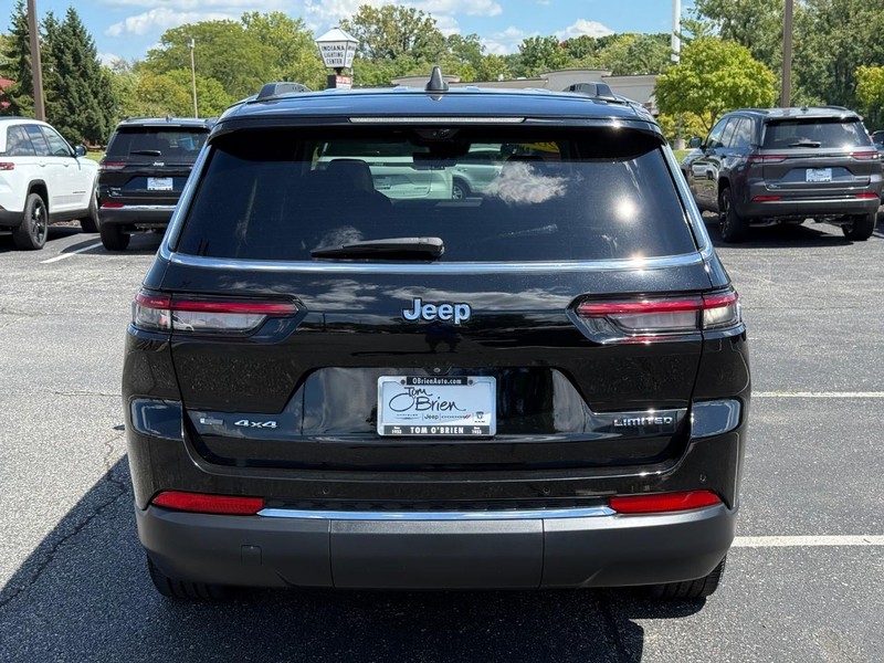Jeep Grand Cherokee L Vehicle Image 04