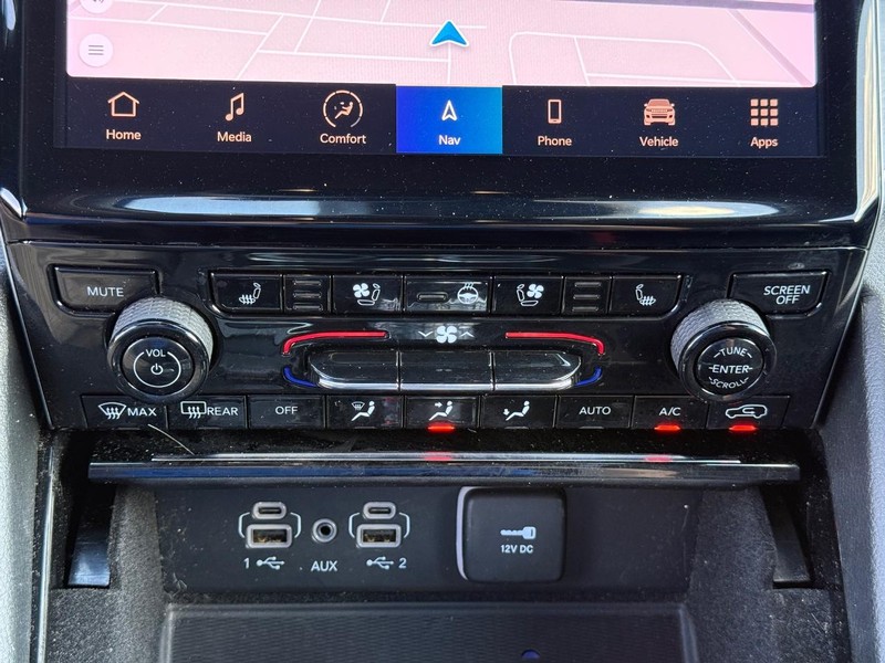 Jeep Grand Cherokee L Vehicle Image 22
