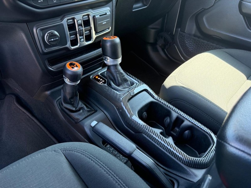 Jeep Gladiator Vehicle Image 20