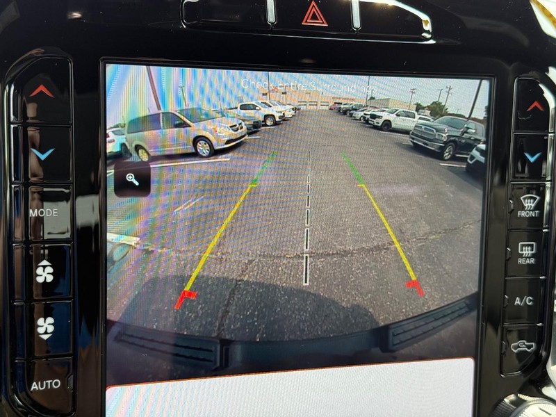 Ram 1500 Vehicle Image 18