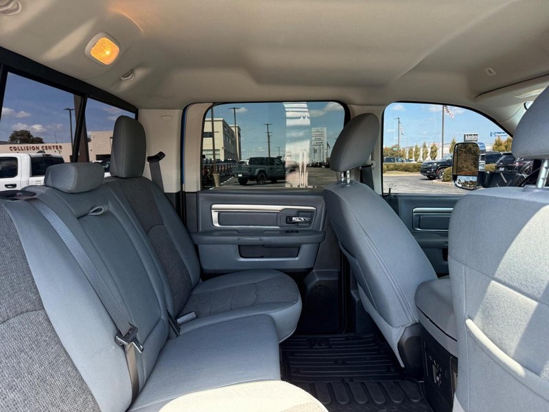 Ram 2500 Vehicle Image 10