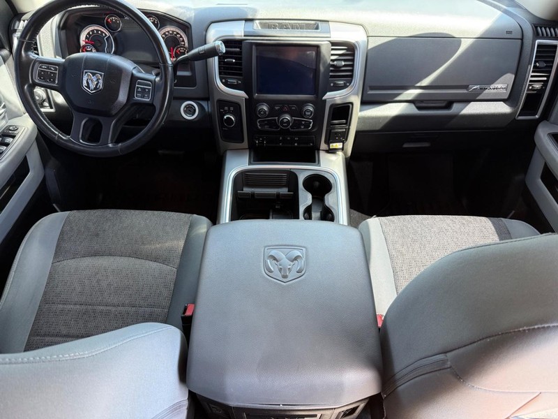 Ram 2500 Vehicle Image 11