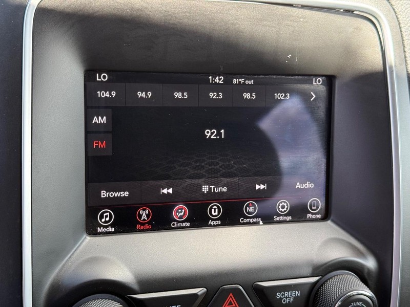 Dodge Durango Vehicle Image 16