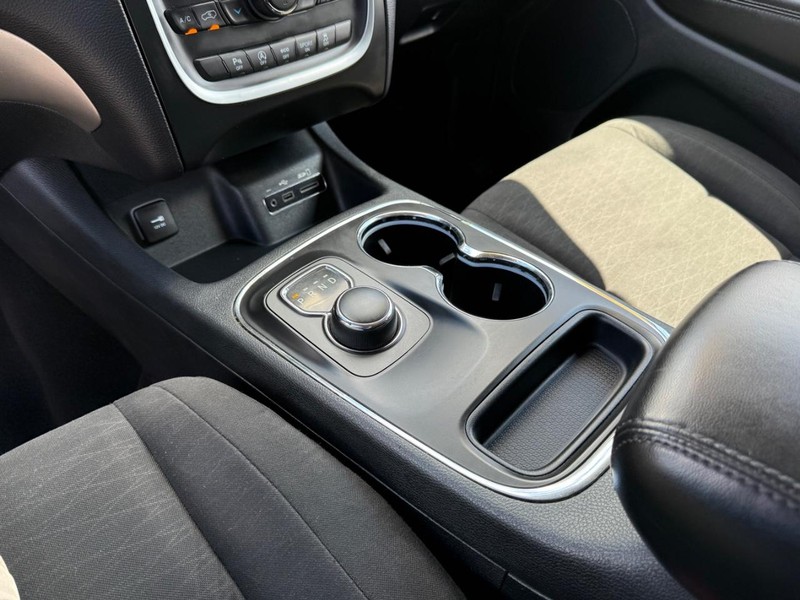 Dodge Durango Vehicle Image 19