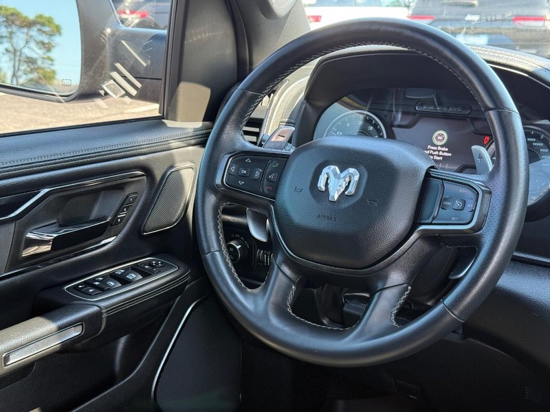 Ram 1500 Vehicle Image 13