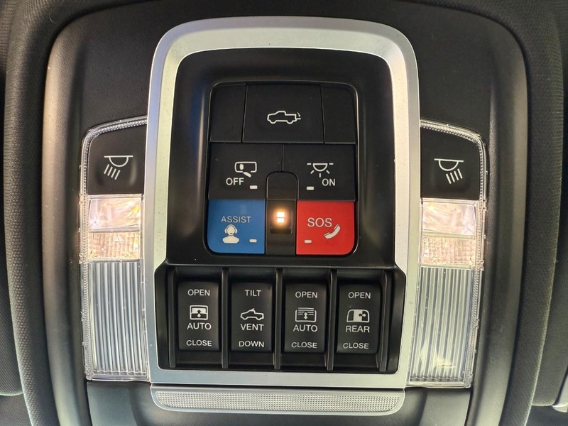 Ram 1500 Vehicle Image 21