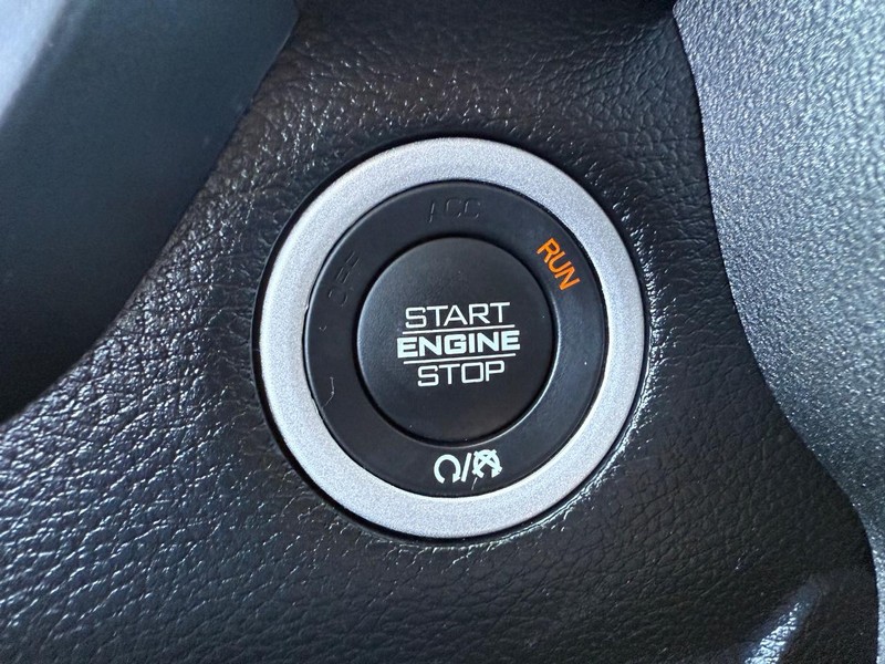 Ram 1500 Vehicle Image 15