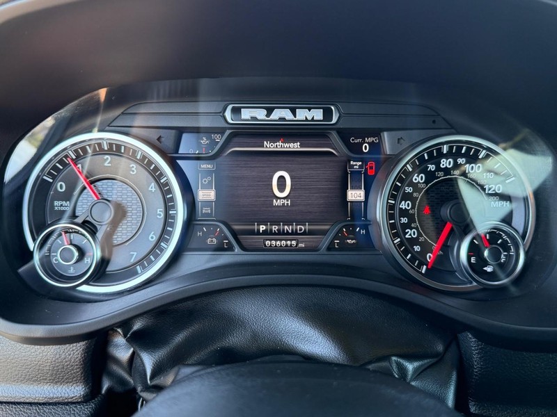 Ram 1500 Vehicle Image 22