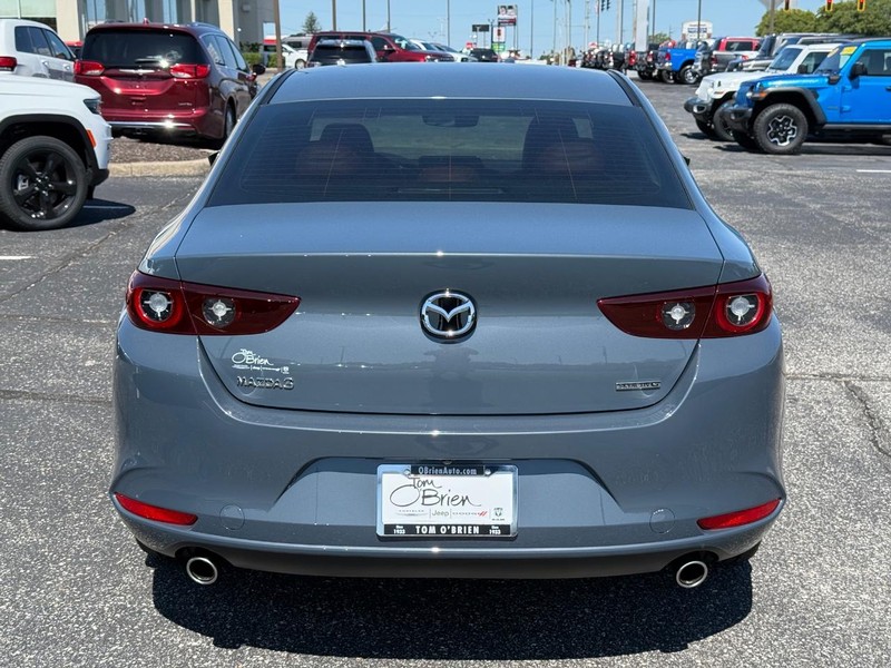 Mazda Mazda3 Sedan Vehicle Image 04