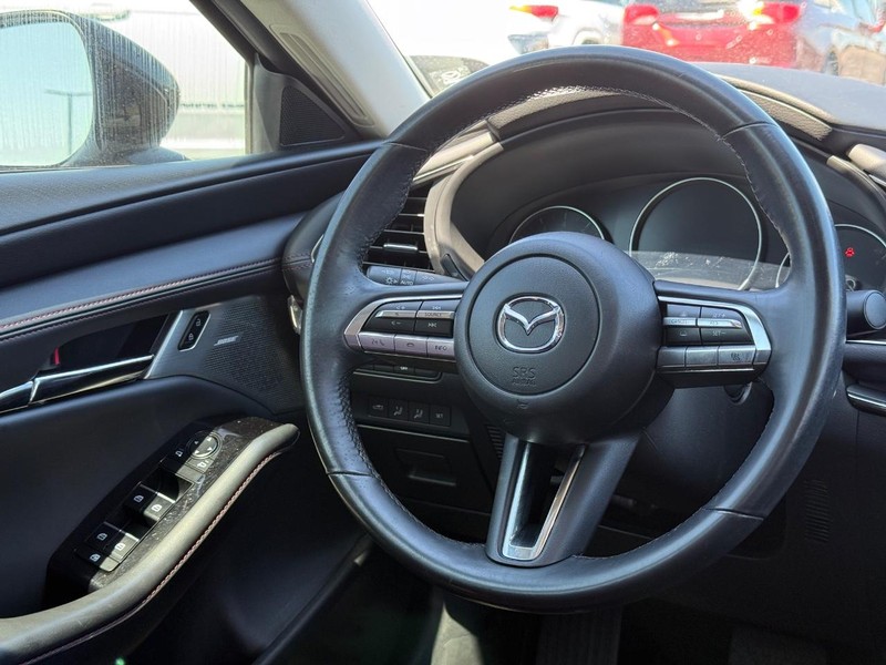 Mazda Mazda3 Sedan Vehicle Image 13