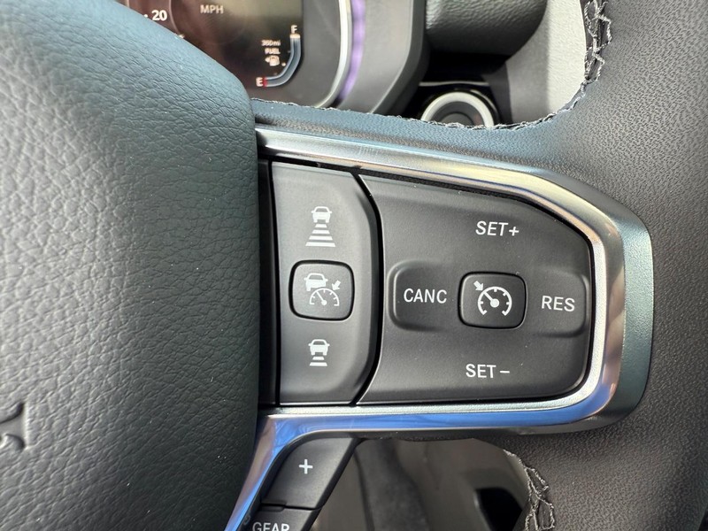 Ram 1500 Vehicle Image 09