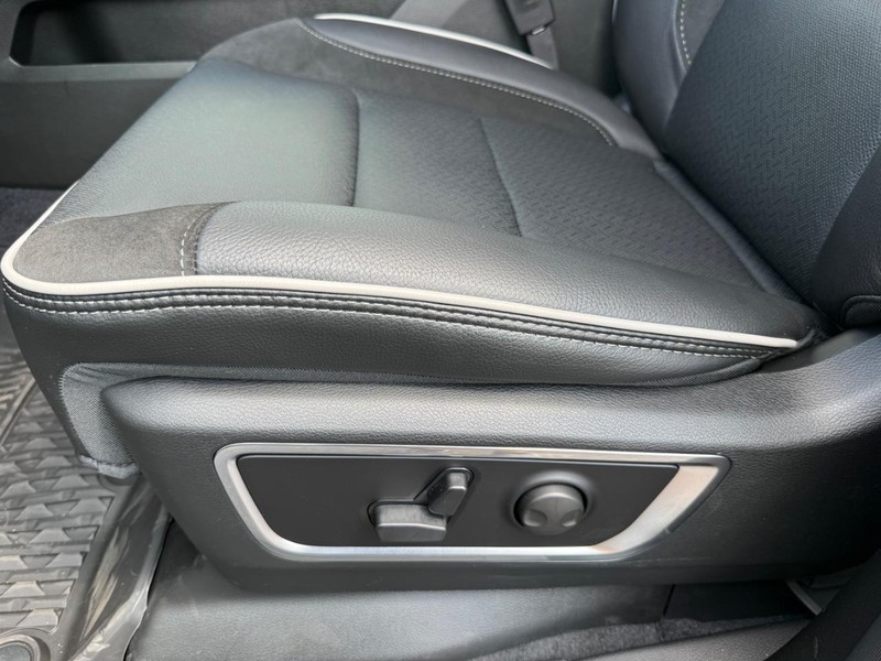 Ram 1500 Vehicle Image 19