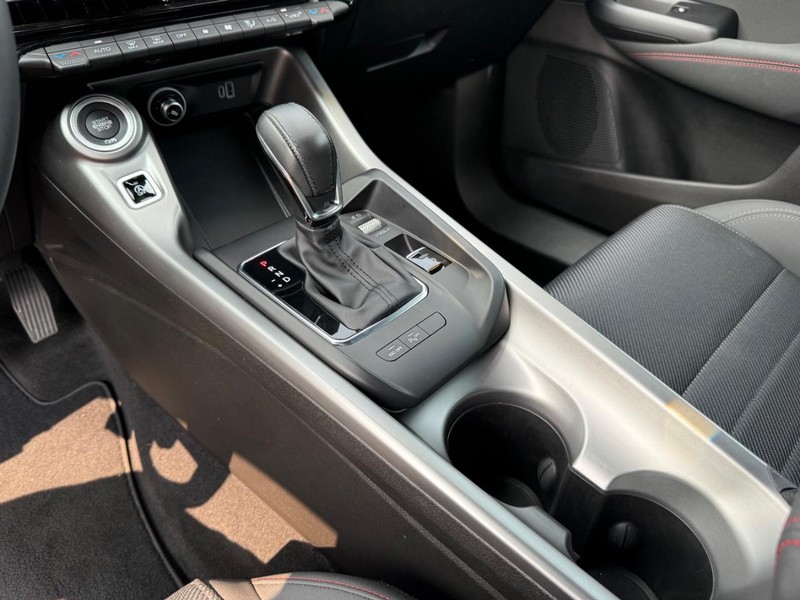 Dodge Hornet Vehicle Image 19