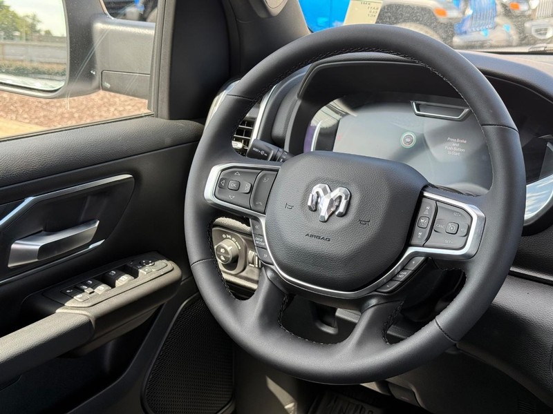Ram 1500 Vehicle Image 06