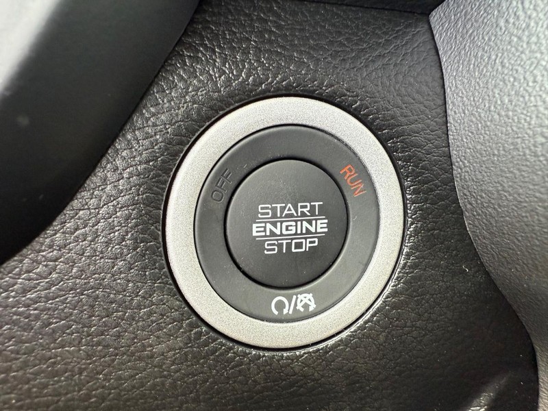 Ram 1500 Vehicle Image 09