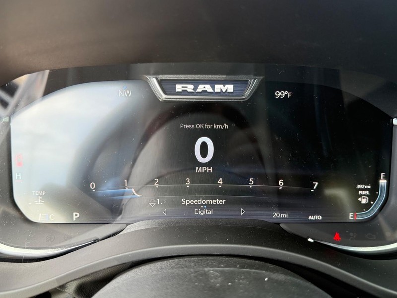 Ram 1500 Vehicle Image 14