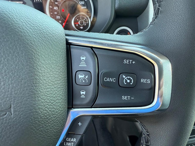 Ram 1500 Vehicle Image 09