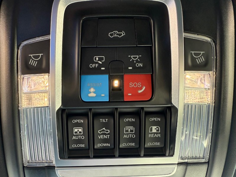 Ram 1500 Vehicle Image 15