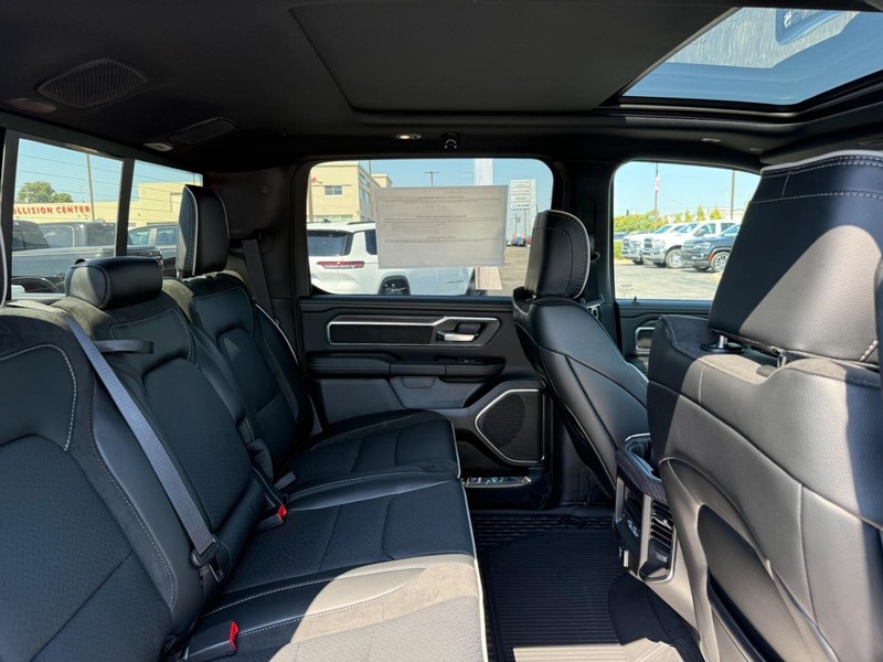 Ram 1500 Vehicle Image 04
