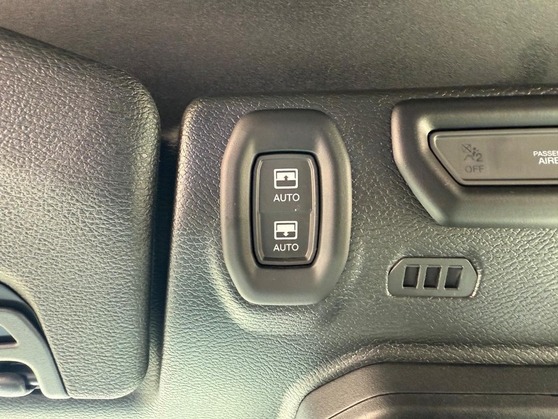 Jeep Wrangler 4xe Vehicle Image 23