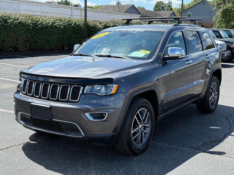 Jeep Grand Cherokee Vehicle Image 09