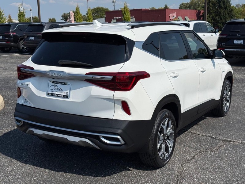 Kia Seltos Vehicle Image 03