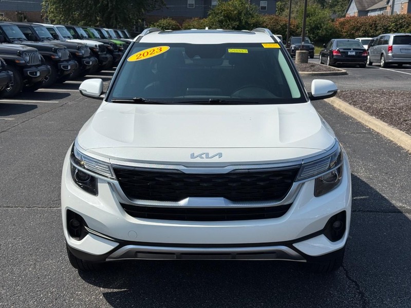 Kia Seltos Vehicle Image 09