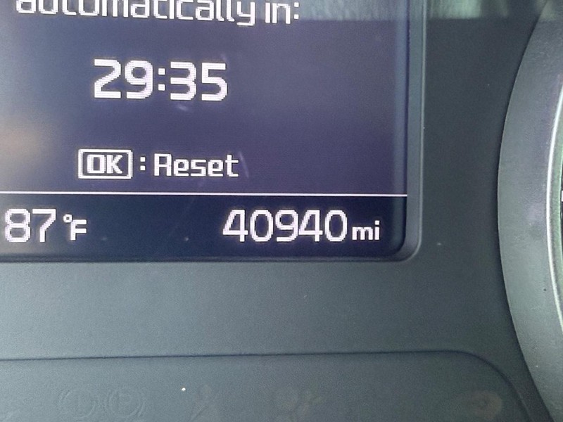 Kia Seltos Vehicle Image 25