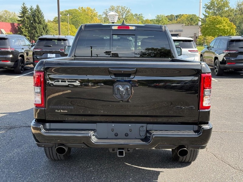 Ram 1500 Vehicle Image 04