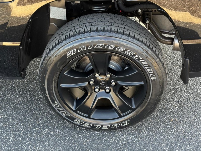 Ram 1500 Vehicle Image 06