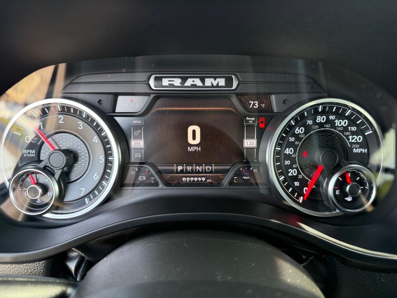Ram 1500 Vehicle Image 22