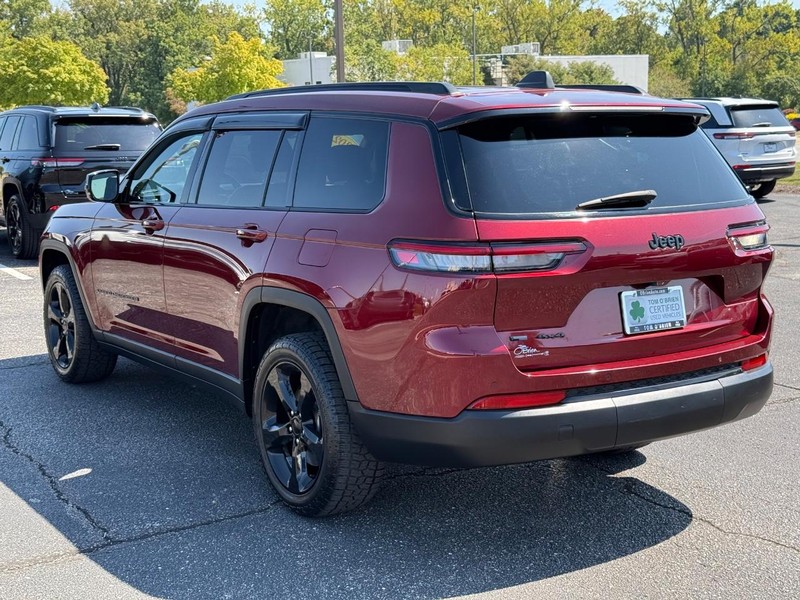 Jeep Grand Cherokee L Vehicle Image 05