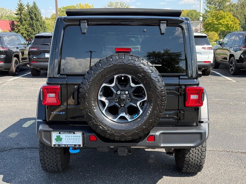 Jeep Wrangler 4xe Vehicle Image 04