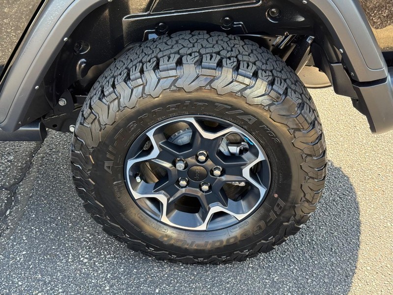 Jeep Wrangler 4xe Vehicle Image 06