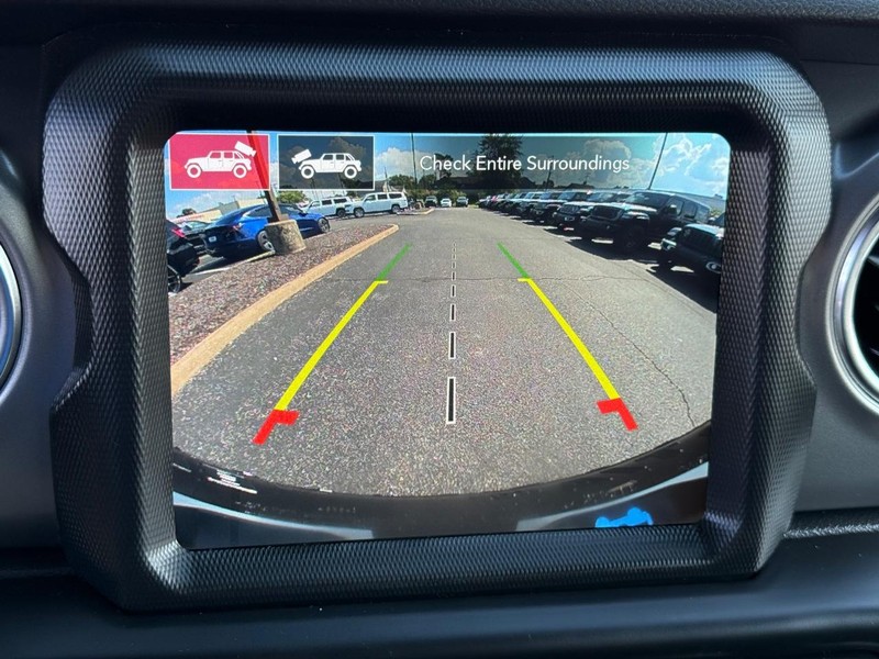 Jeep Wrangler 4xe Vehicle Image 18