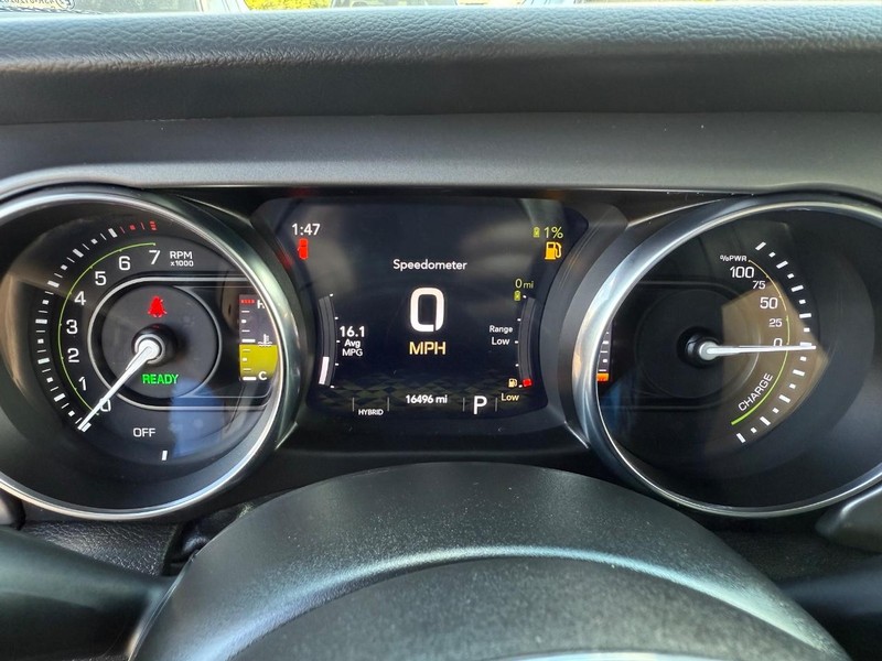 Jeep Wrangler 4xe Vehicle Image 24