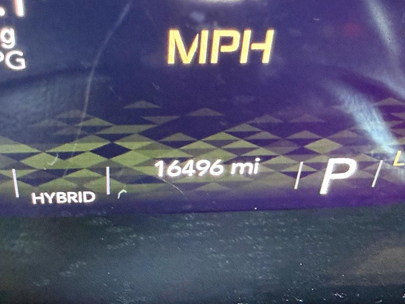 Jeep Wrangler 4xe Vehicle Image 25