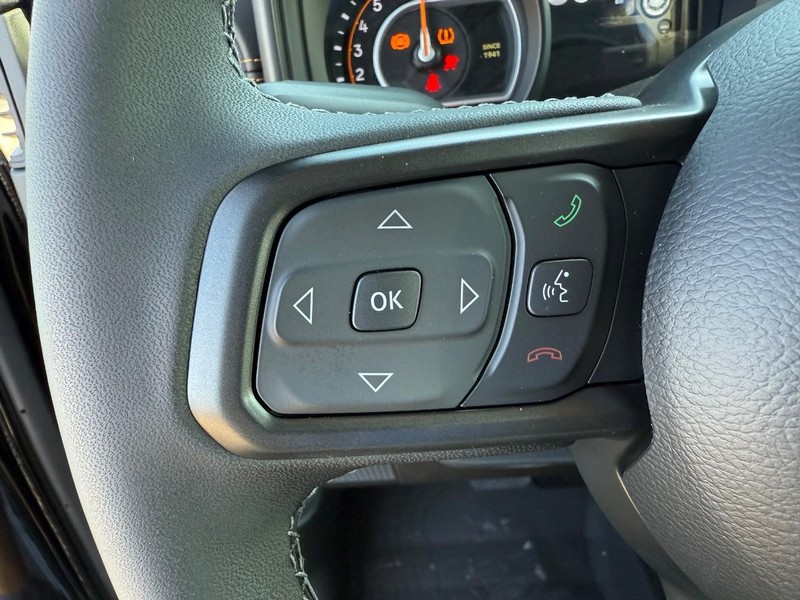 Jeep Gladiator Vehicle Image 07