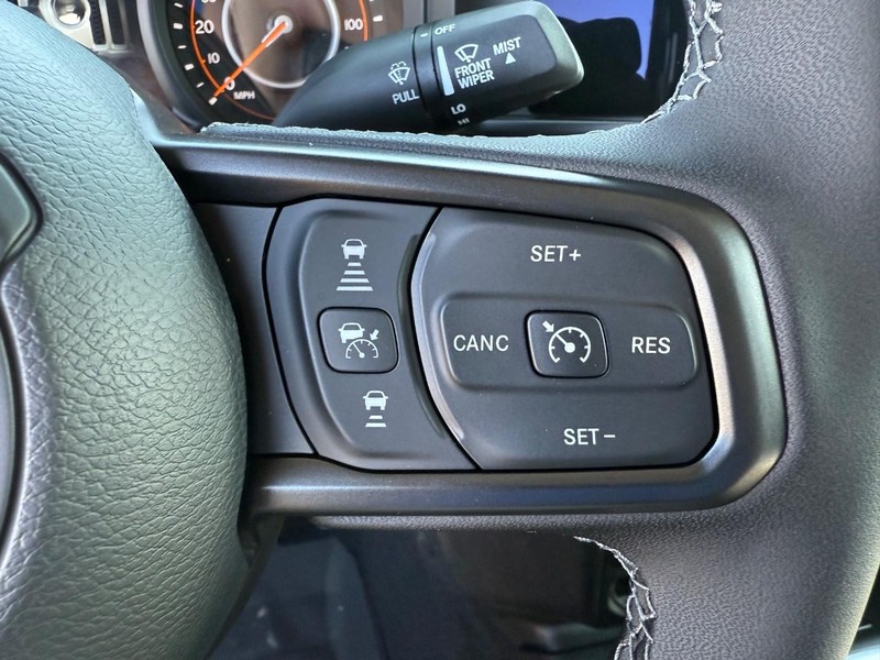 Jeep Gladiator Vehicle Image 08