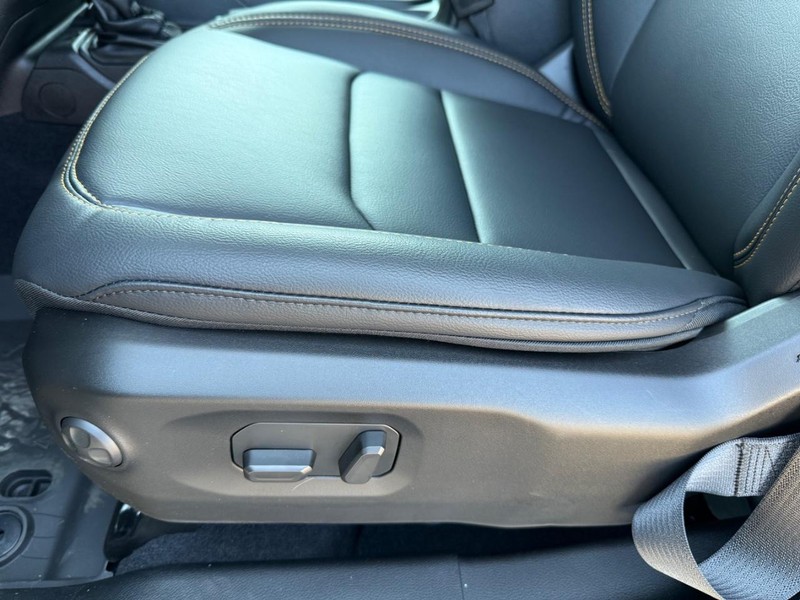 Jeep Gladiator Vehicle Image 19