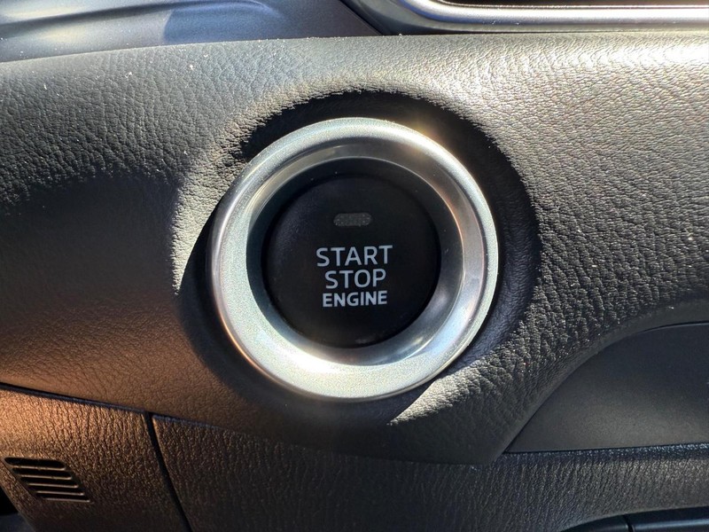 Mazda CX-5 Vehicle Image 15