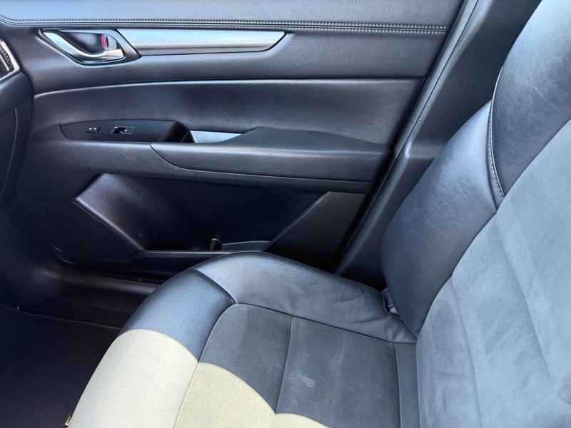 Mazda CX-5 Vehicle Image 21